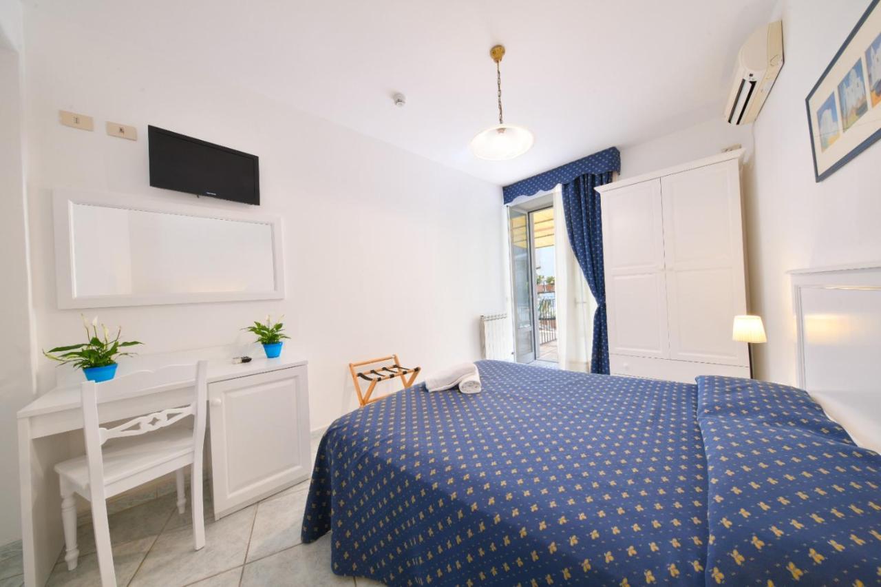 Hotel Noris Ischia Buitenkant foto