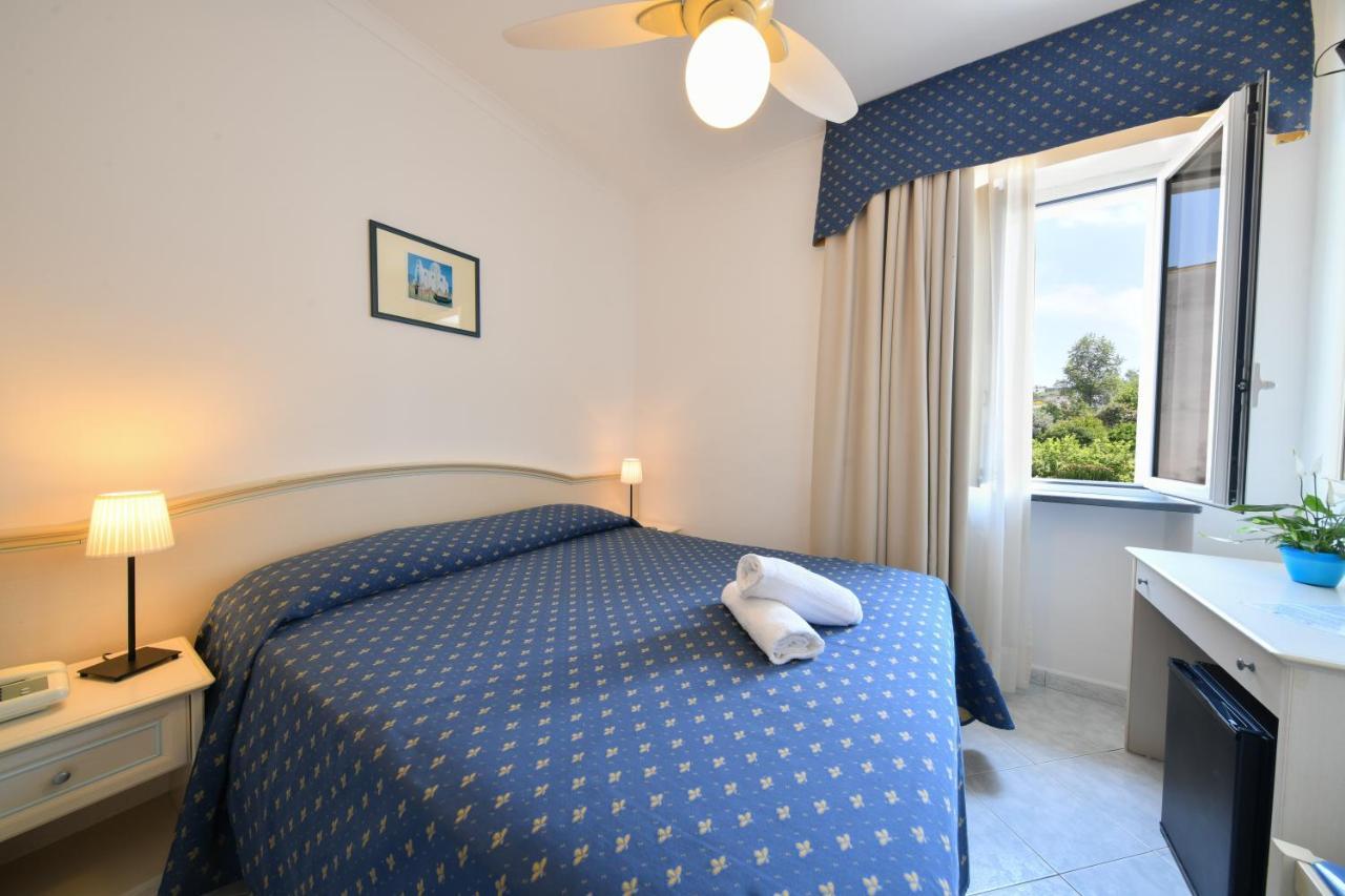 Hotel Noris Ischia Buitenkant foto